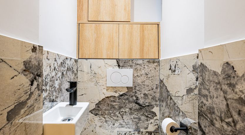 Photo of The Muse of Montparnasse