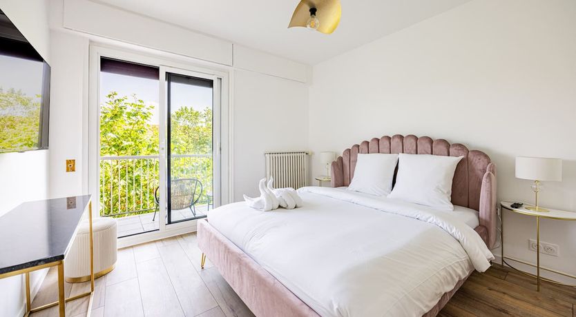 Photo of A View of the Eiffel Tower