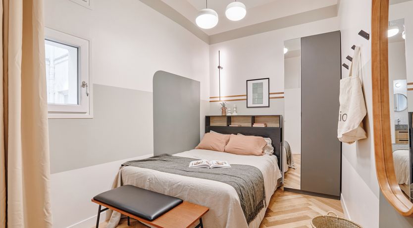 Photo of Sunlight in Paris