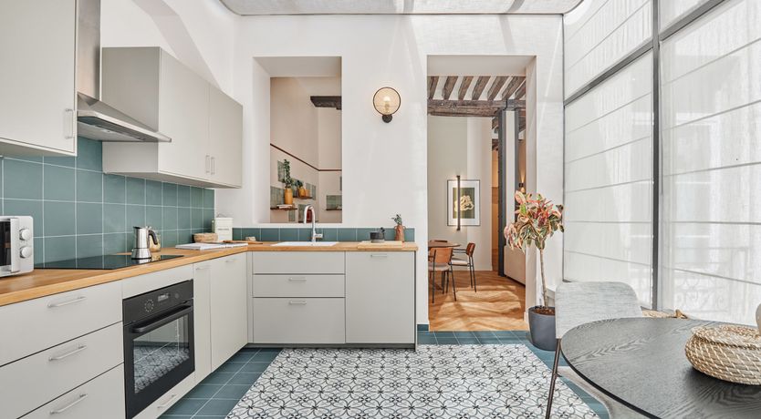 Photo of Sunlight in Paris