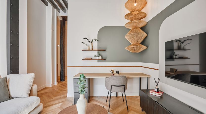 Photo of Sunlight in Paris