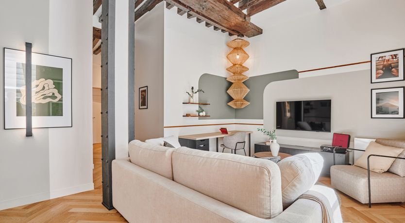 Photo of Sunlight in Paris