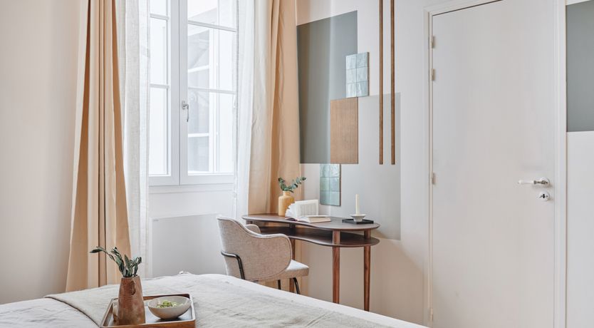 Photo of Sunlight in Paris