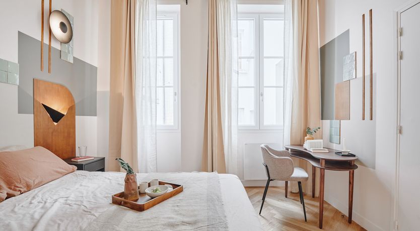 Photo of Sunlight in Paris