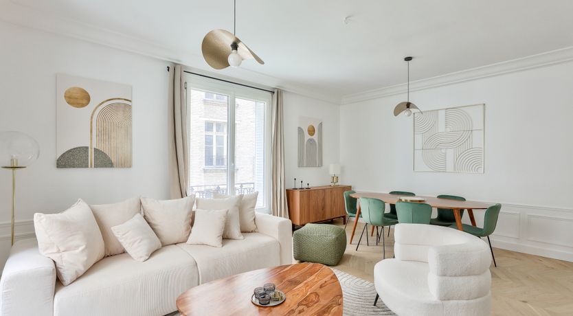 Photo of Pleasant in Passy