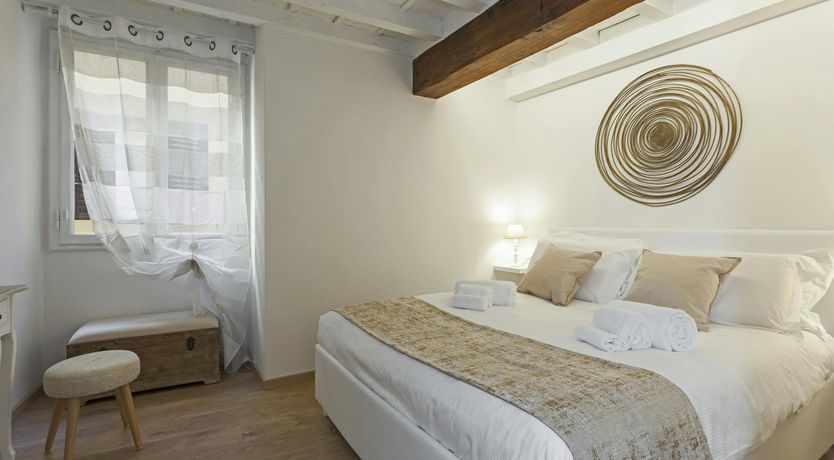 Photo of The Porcelino