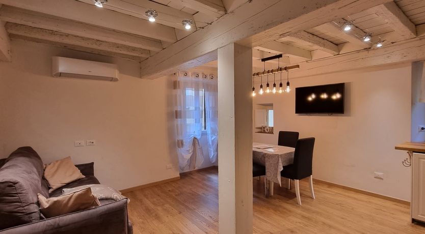 Photo of The Porcelino