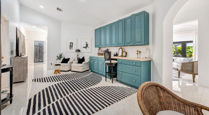 Photo of Floridian Retreat