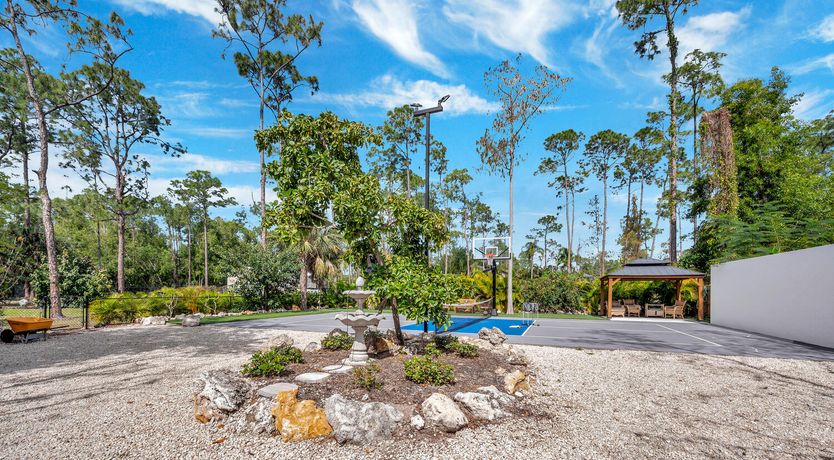 Photo of Floridian Retreat