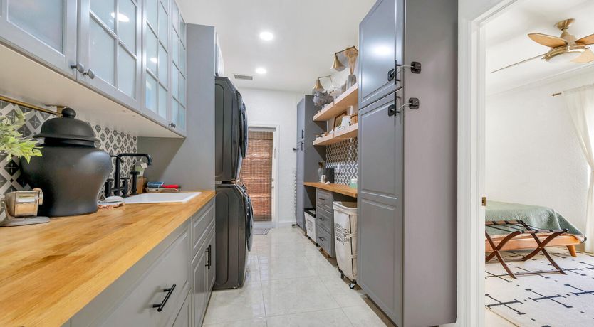 Photo of Floridian Retreat