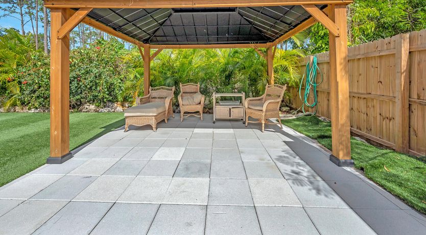 Photo of Floridian Retreat