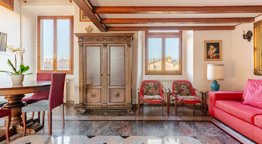 Photo of Window to Florence