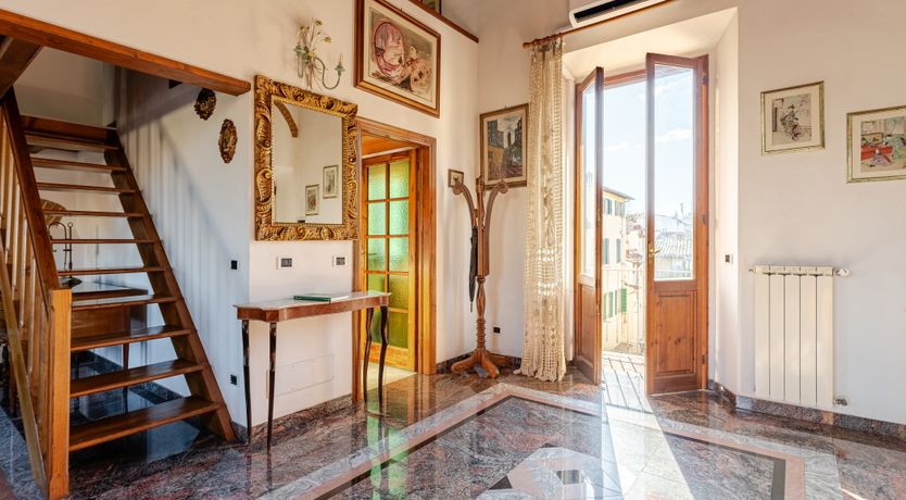 Photo of Window to Florence