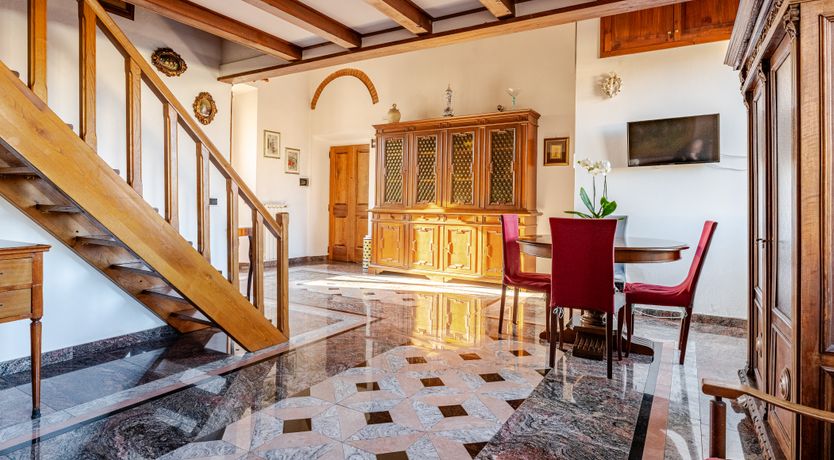 Photo of Window to Florence