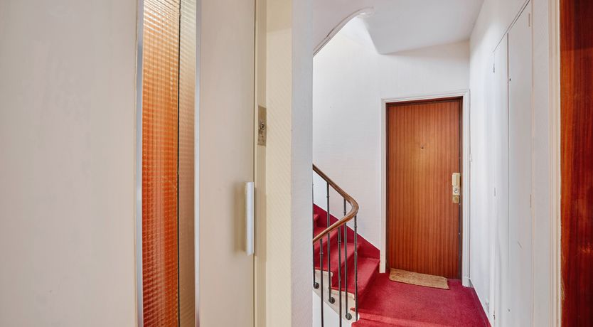 Photo of Porcelain Paris