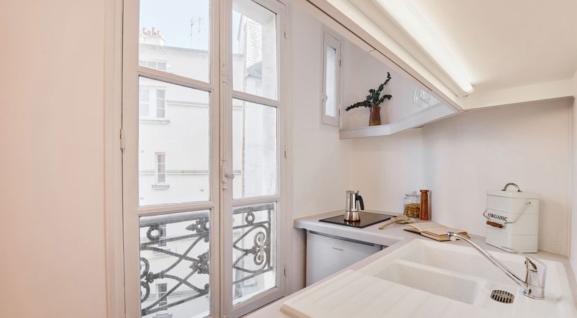 Photo of Porcelain Paris