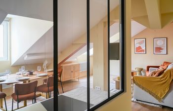Brilliant and Bold Holiday Home