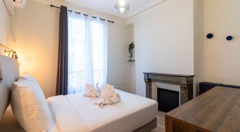 Photo of Champs-Elysées Retreat