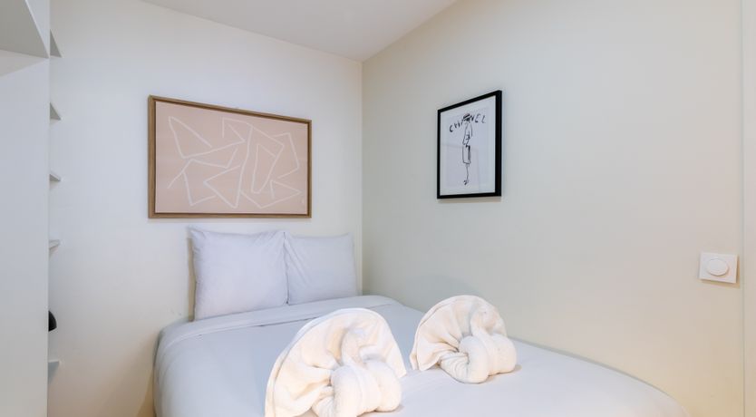 Photo of Champs-Elysées Retreat