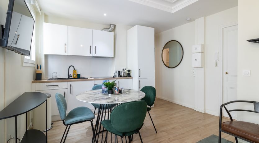 Photo of Champs-Elysées Retreat