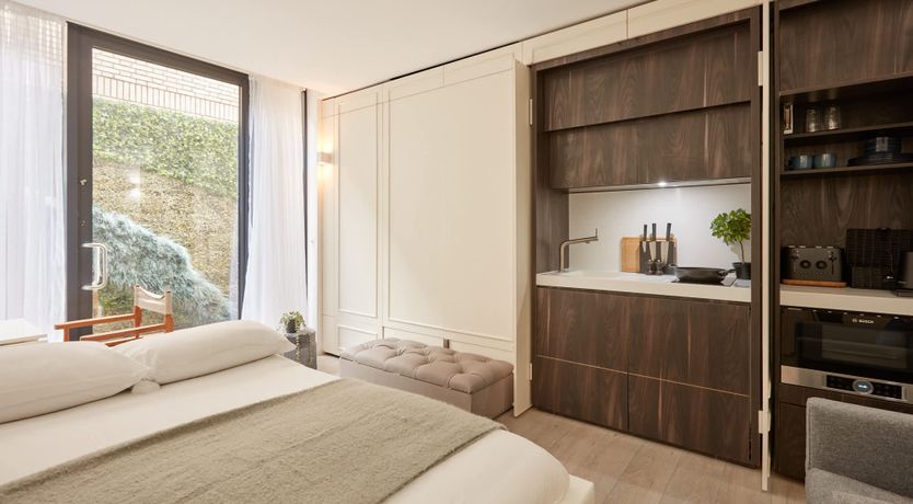 Photo of The Essential Muse