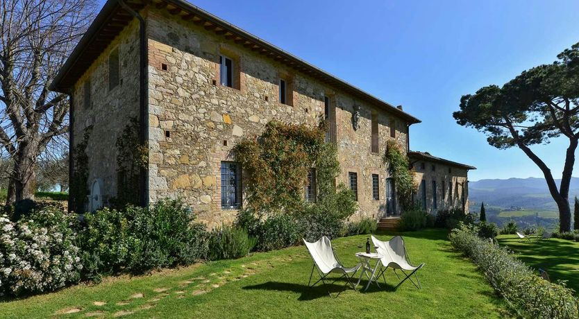 Photo of Super Tuscan