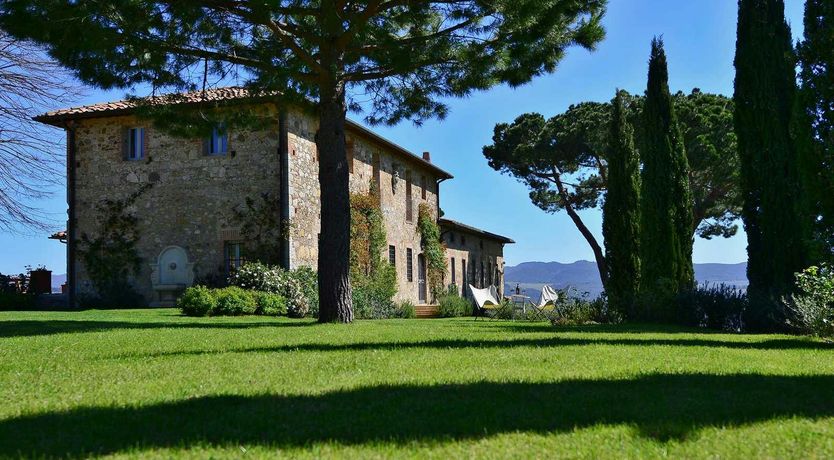 Photo of Super Tuscan