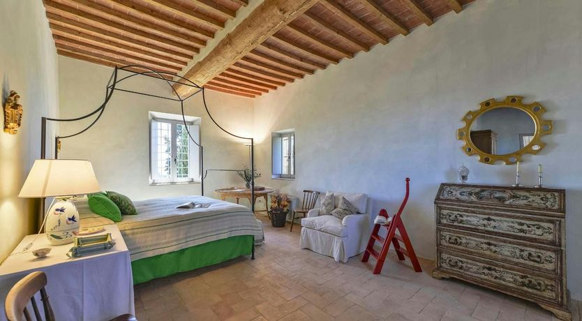 Photo of Super Tuscan