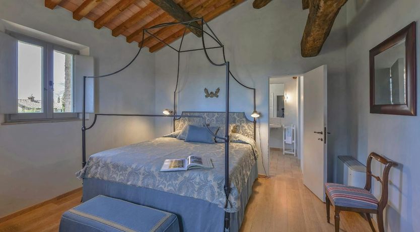 Photo of Super Tuscan