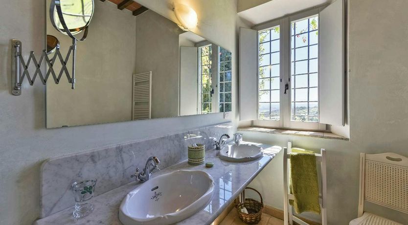 Photo of Super Tuscan