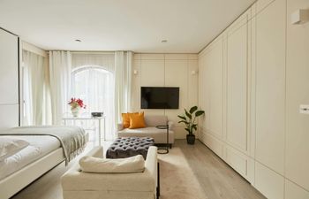 The Slow Essentials Holiday Home