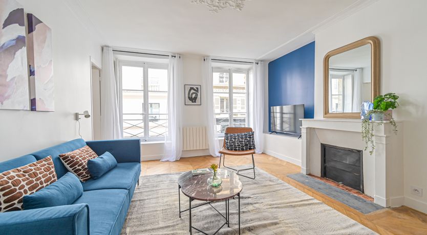 Photo of Parisian Bold