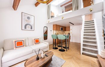 Ginger & Teak Holiday Home