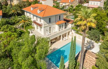 Belle Époque Splendour Holiday Home