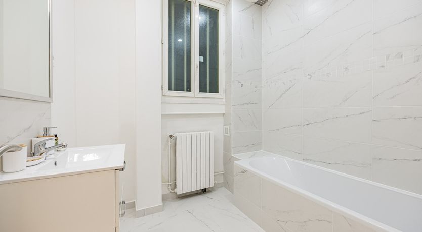 Photo of Les Lumières de Passy