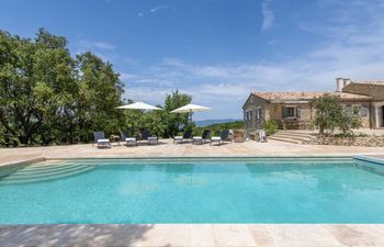 Summer Luberon Holiday Home