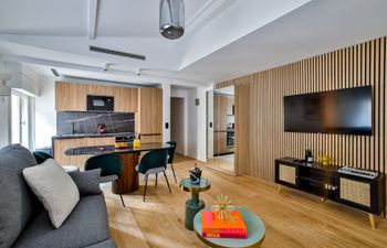 Madame Madeleine Holiday Home