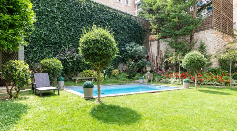 Photo of Alma Mansion