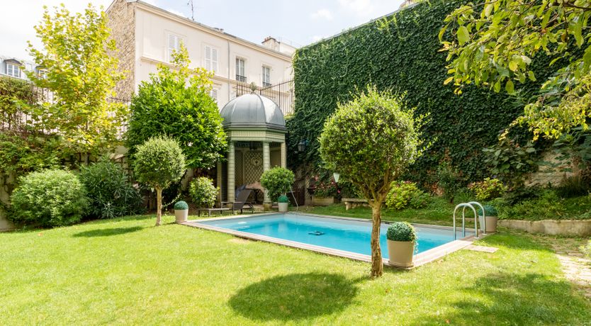 Photo of Alma Mansion