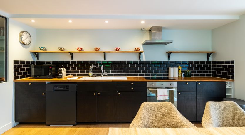 Photo of Alma Mansion