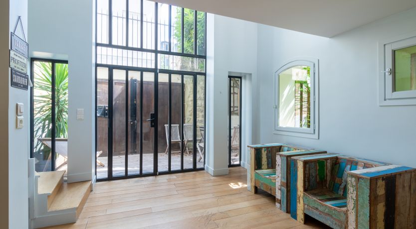 Photo of Alma Mansion