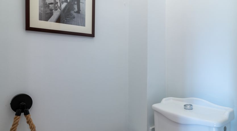 Photo of Alma Mansion