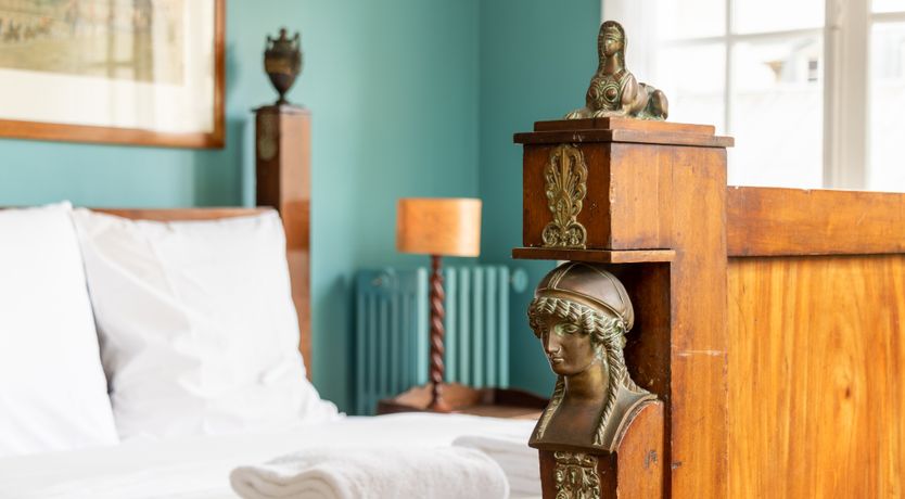 Photo of Alma Mansion