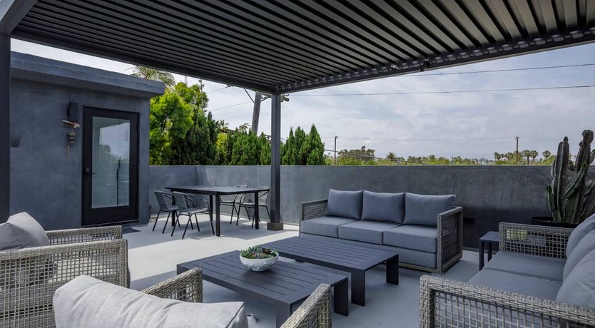 Photo of Cali Sunrise