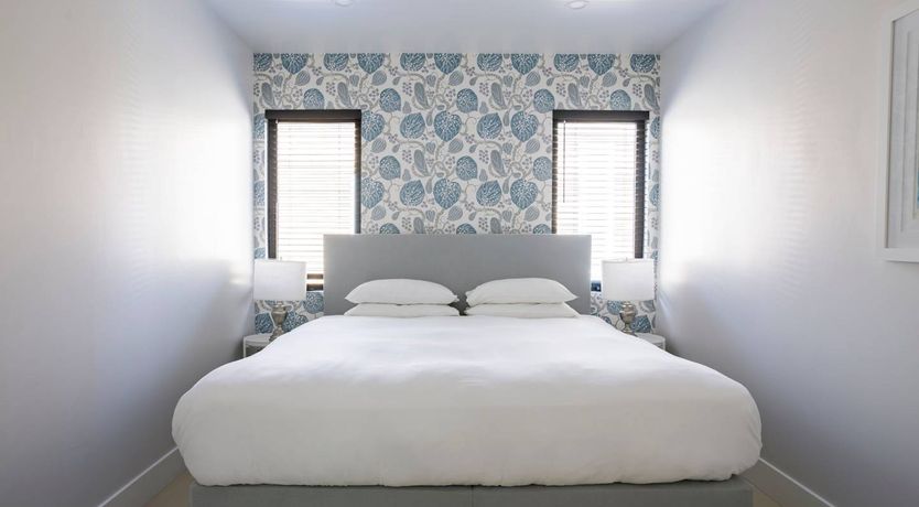 Photo of Cali Sunrise