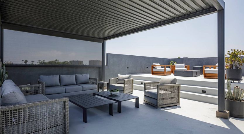 Photo of Cali Sunrise