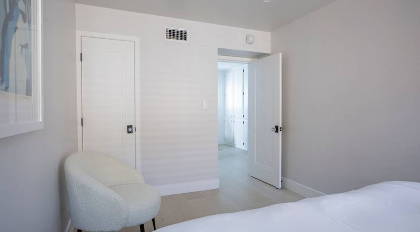 Photo of Cali Sunrise