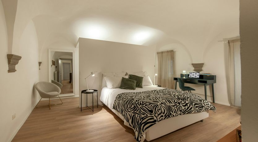 Photo of Florentine Secret