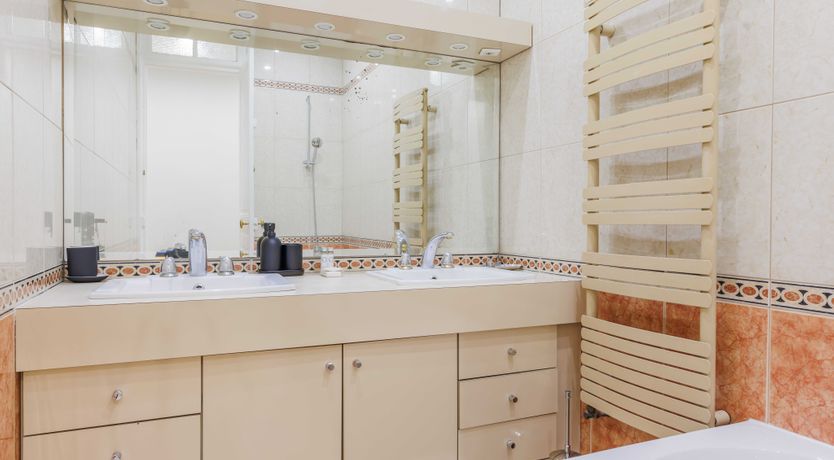 Photo of Chic Haussmannien