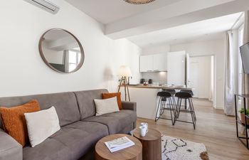 Paris Marais Holiday Home